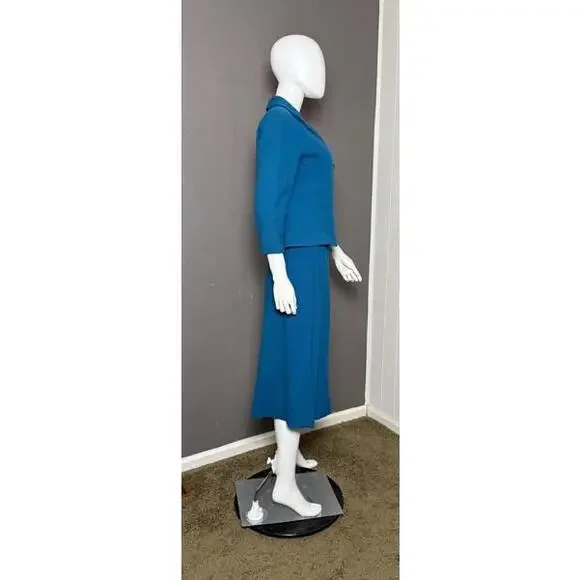 1940's Blue Wool Boucle Skirt Suit from a Vogue Paris Original size S/M - Picture 4 of 10